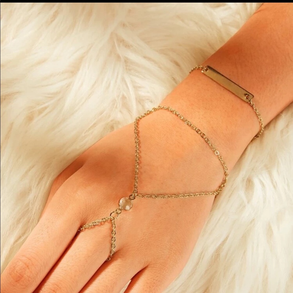 Bar Finger Chain Bracelet